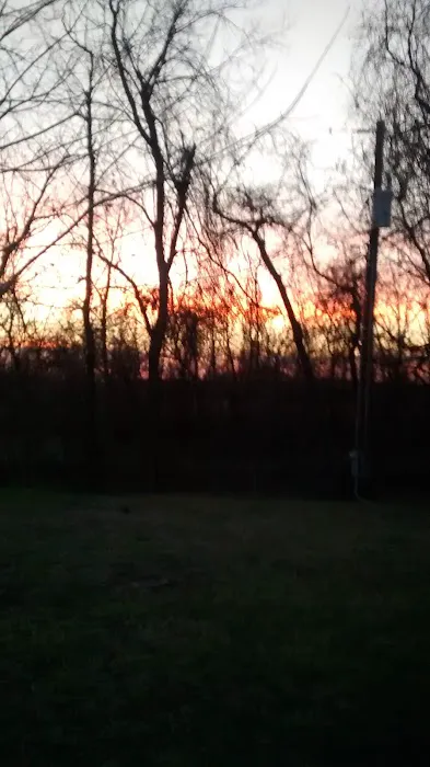 Lone Elm Mobile Home Park Picture 9