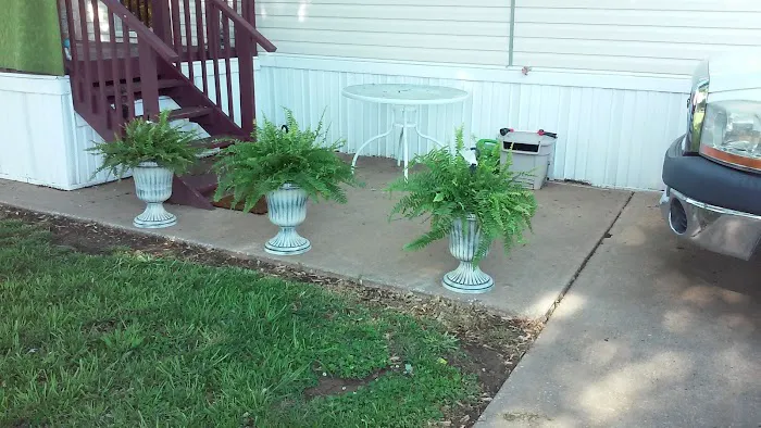 Cavalier Mobile Home Park Picture 3