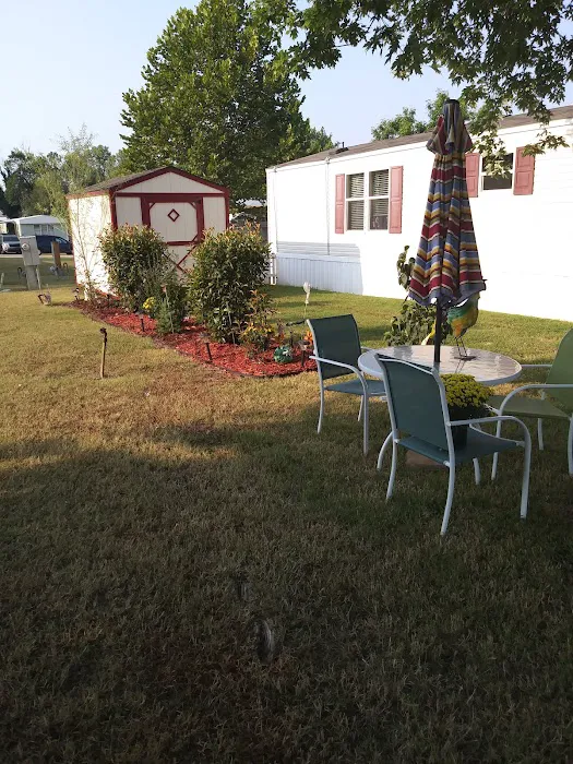 Cavalier Mobile Home Park Picture 6