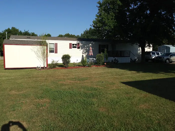 Cavalier Mobile Home Park Picture 9