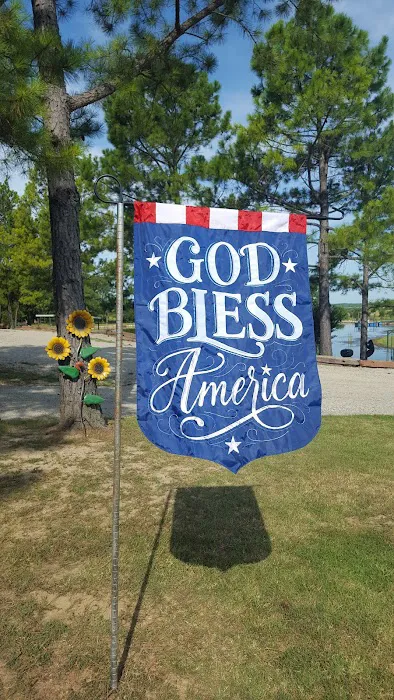 PINE Tree RV PARK Picture 7