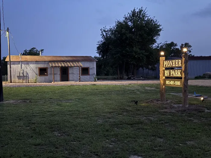 Pioneer RV Park Picture 6