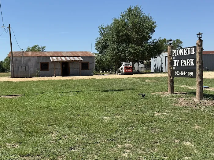 Pioneer RV Park Picture 5