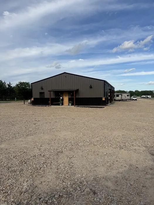 Flip's RV Park Picture 7