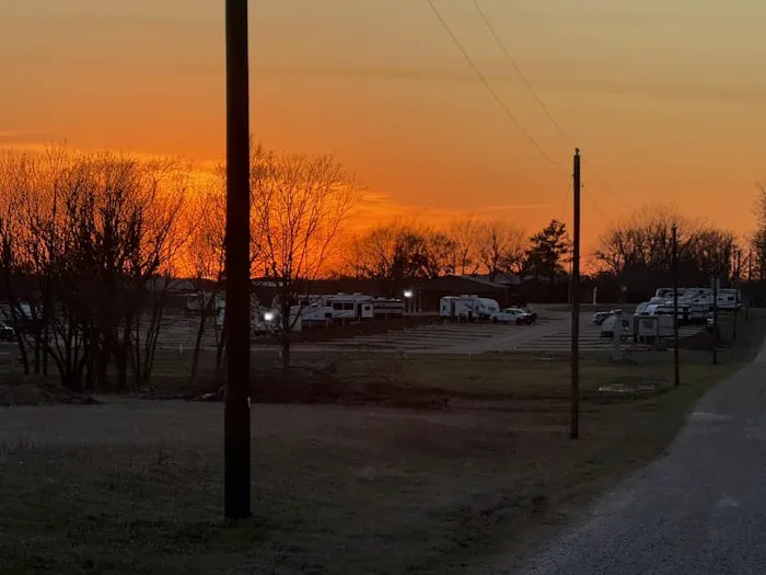 Flip's RV Park Picture 8