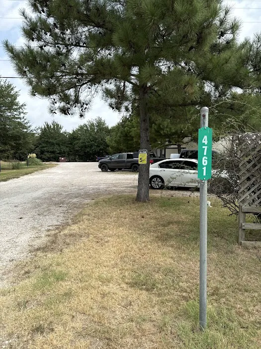 Live Oaks RV park A Picture 4