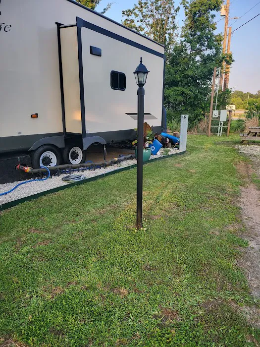Live Oaks RV park A Picture 6