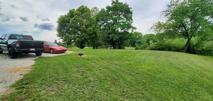 Town & Country Lakes Picture 10
