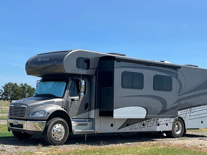 Henry D's RV Park Picture 1