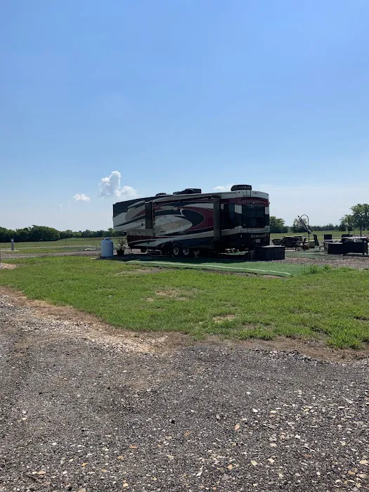 Henry D's RV Park Picture 7