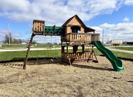 St Louis Mulberry RV Gardens