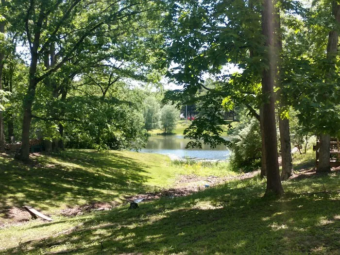 St Louis Mulberry RV Gardens Picture 9