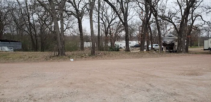 Larry Warren's RV Park Picture 2
