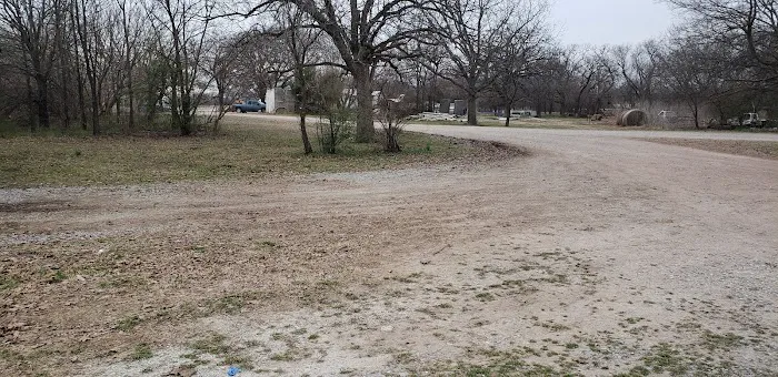 Larry Warren's RV Park Picture 1