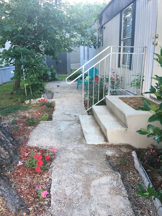 Ridgeview Mobile Home Village Picture 10