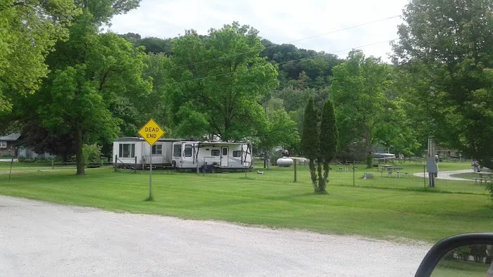 Bluffton Resort and Bar Picture 5