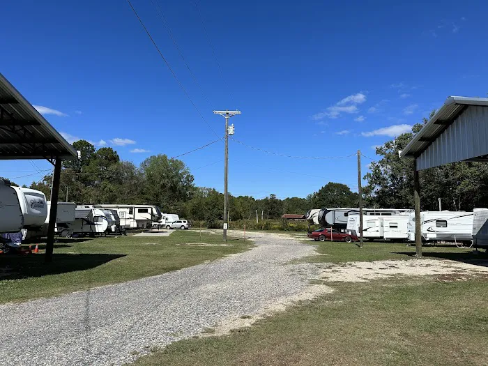 Star Gaze Haven RV Park Picture 7