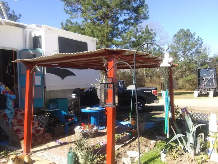 Alex's RV Park Picture 2