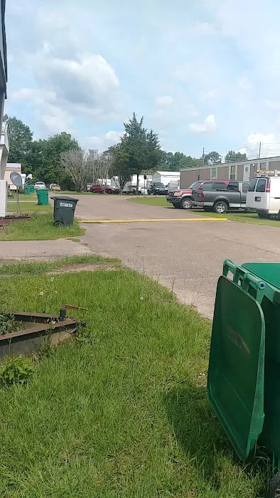 Panther Mobile Home Park Picture 6
