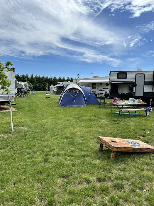 Whiskey Creek Family RV Park Picture 6
