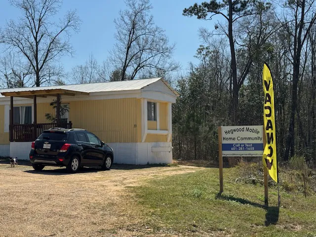 Hegwood Mobile Home Community Picture 8