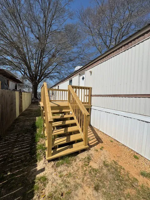 Hegwood Mobile Home Community Picture 9