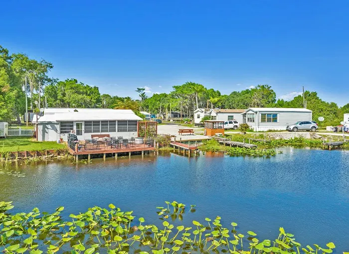 Oak Shores Picture 7