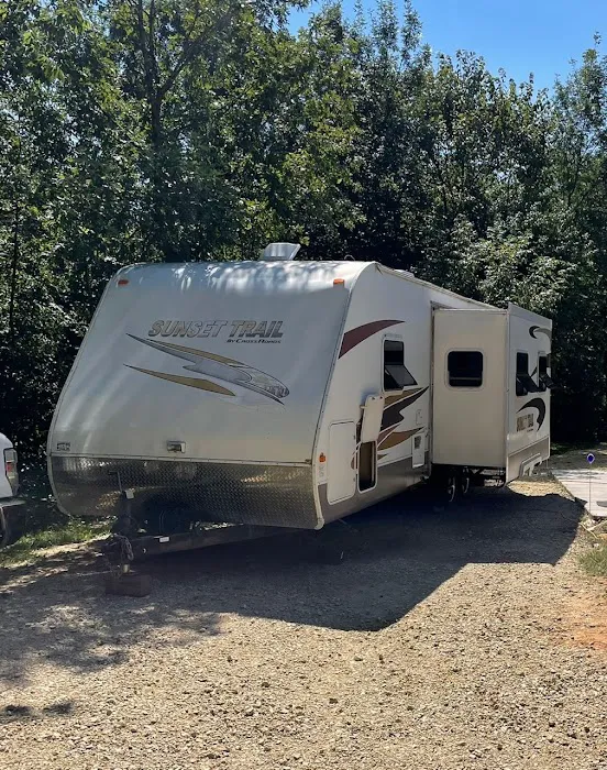 The English Pale Campground and Resort Picture 7