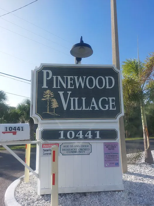 Pinewood Mobile Village Picture 5