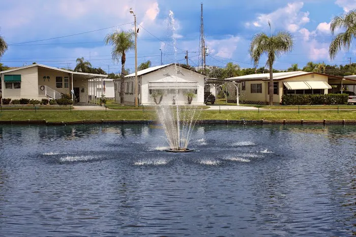 Gateway Mobile Home Park Picture 1