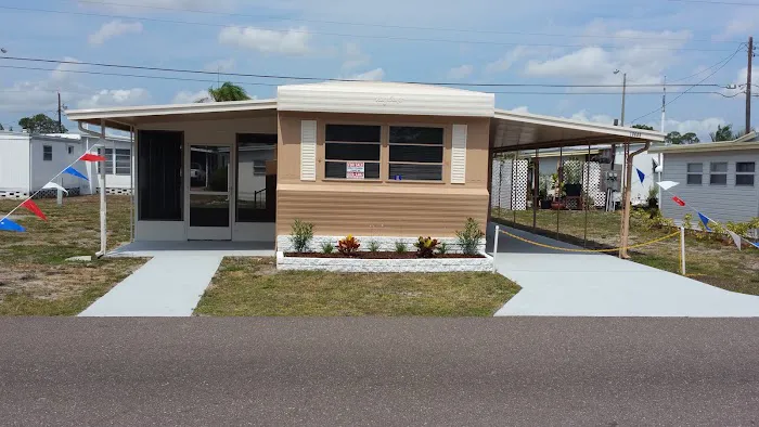 Gateway Mobile Home Park Picture 7