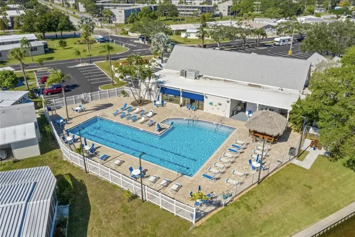 Americana Cove Picture 3