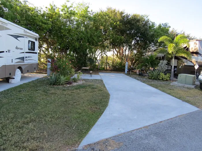 Port St Lucie RV Resort Picture 8