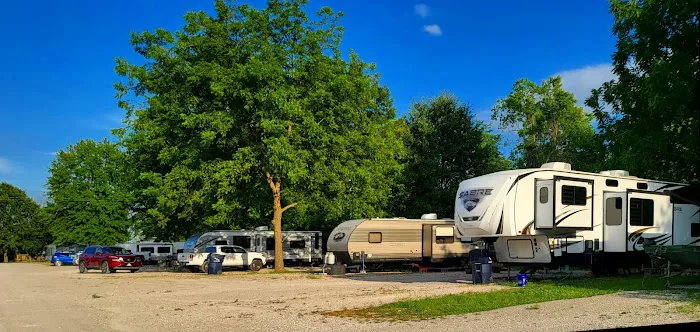 Whispering Wind RV Park Picture 3