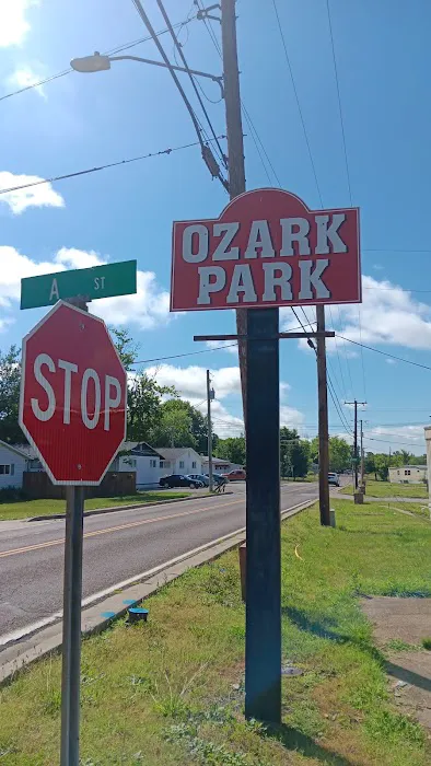 Ozark Mobile Home Park Picture 3