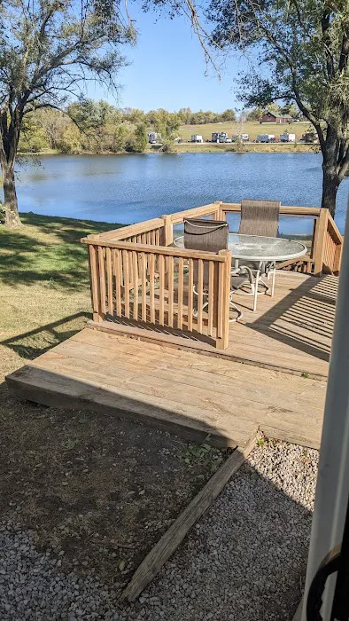 Suncatcher Lake RV Park Picture 5