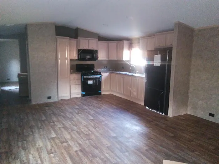 Coachlight Village East Picture 3