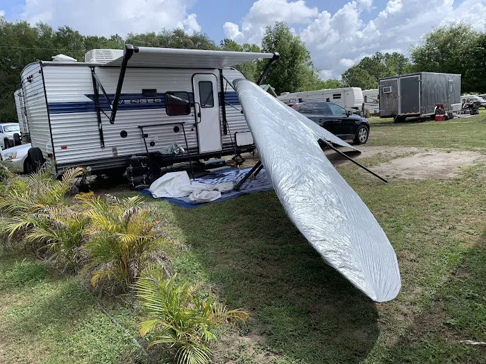 Wilotree Park & Paradise Airsports Picture 9