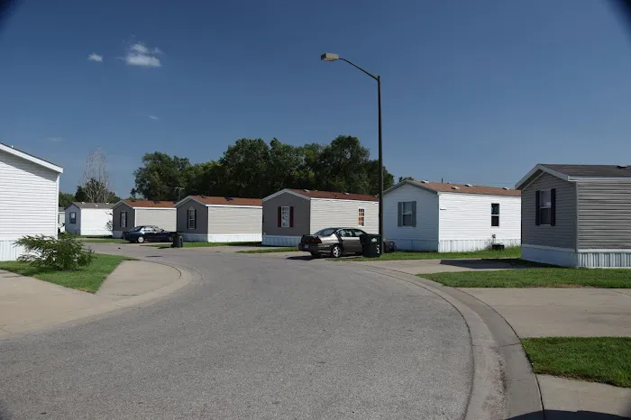 Meadowood Manufactured Home Community Picture 2