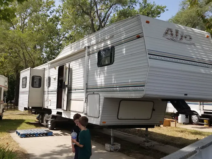 Sycamore Acres RV Park Picture 8