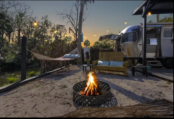 Weeki Wachee Waterfront Airstream Glamping Experience (Reservation Required) Picture 6