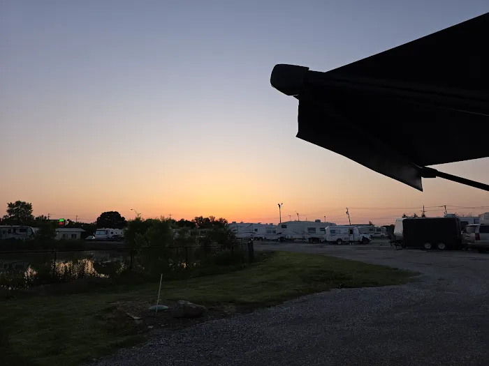 Crosstrails RV Park Picture 1