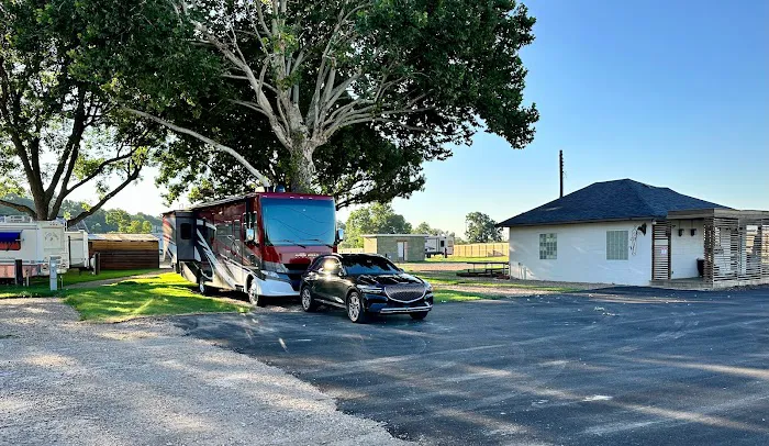 Honcho RV Park Picture 10