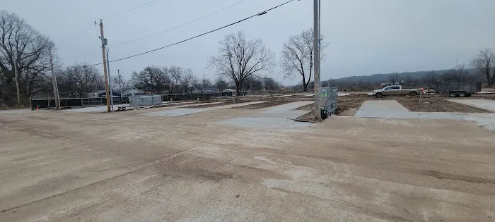 Tulsa's Big Tree RV Park Picture 3