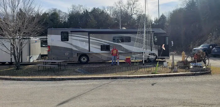 Riverview RV Park Picture 5