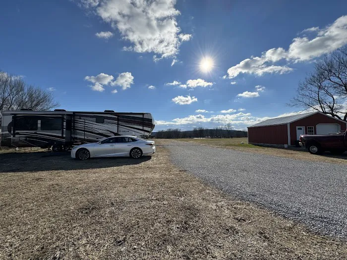 Outsiders Rv park Picture 1