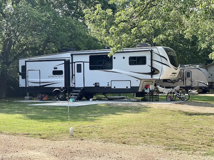 Simple Living RV Park LLC Picture 8