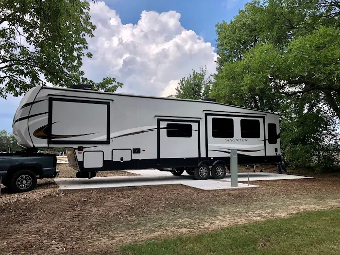 Simple Living RV Park LLC Picture 7