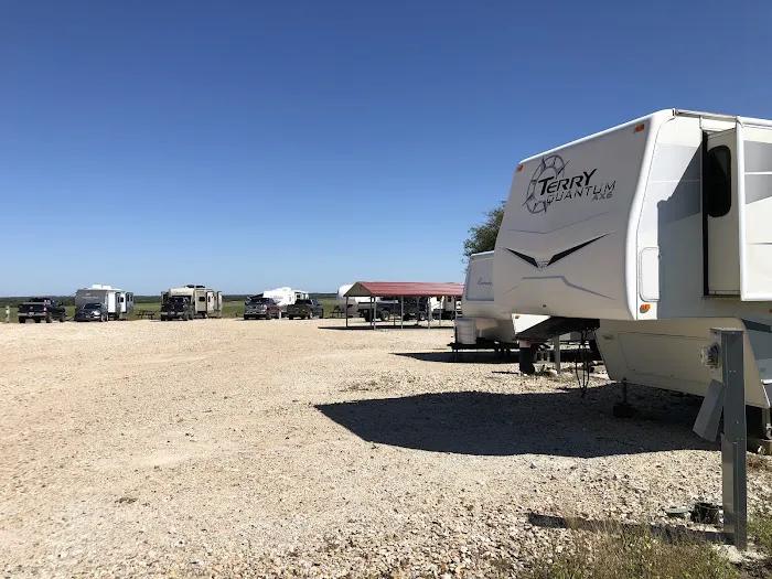 Farm View RV Park Picture 7