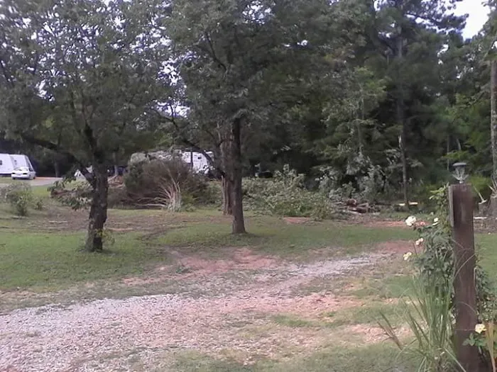 Travelers Camper Park Campground Picture 2